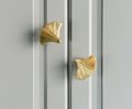 Gold ginkgo leaf shaped cabinet pull/solid brass leaf door handle/Gingko drawer knob/Golden leaves drawer pull/brass furniture hardware