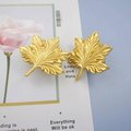 Large Gold Maple Leaf Cabinet Pull/ solid brass leaf drawer knob/brass furniture hardware/fancy maple leaf door handle/leaves style handle