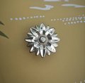 Gold star flower drawer handle/Gold brass flower cabinet handle/Brass vintage door knob/Brass furniture hardware/Unique flower drawer knob