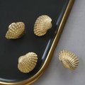 Solid brass realistic sea shell drawer handle/Gold clam shell cabinet handle/seaside themed door knob/beach decor/gold furniture hardware