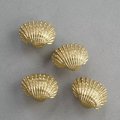 Solid brass realistic sea shell drawer handle/Gold clam shell cabinet handle/seaside themed door knob/beach decor/gold furniture hardware