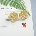 Gold wild rose design cabinet pull/Tudor rose door handle/Shiny brass flower drawer knob/Brass furniture hardware/Gold brass flower handle