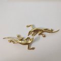 Gold lizard drawer handle/Gold Geko cabinet handle/Unique brass door handle/Brass cabinet hardware/Brass lizard door knob/Lizard door handle