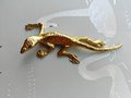 Gold lizard drawer handle/Gold Geko cabinet handle/Unique brass door handle/Brass cabinet hardware/Brass lizard door knob/Lizard door handle