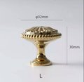 Shiny gold or silver antique style drawer pull/Ornate Edwardian daisy design door handle/Arts and craft inspired flower pattern cabinet knob