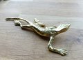 Gold lizard drawer handle/Gold Geko cabinet handle/Unique brass door handle/Brass cabinet hardware/Brass lizard door knob/Lizard door handle