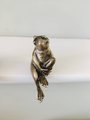 Aged brass frog shaped door knob/Frog drawer pull/Bronze wardrobe door handle/Novelty drawer pull/unique cabinet handle/bronze hardware