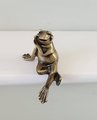 Aged brass frog shaped door knob/Frog drawer pull/Bronze wardrobe door handle/Novelty drawer pull/unique cabinet handle/bronze hardware