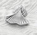 Shiny silver ginkgo drop leaf drawer handle/leaf shaped cabinet pull/silver leaf drawer pull/Silver furniture hardware/silver door handle
