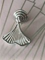 Shiny silver ginkgo drop leaf drawer handle/leaf shaped cabinet pull/silver leaf drawer pull/Silver furniture hardware/silver door handle