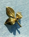 Gold brass leaf sprig cabinet handle/Leaf and stalk shaped drawer pull/Gold brass leaves door knob/brass furniture hardware/Golden leaves
