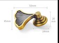 Aged brass ginkgo drop leaf drawer handle/leaf shaped cabinet pull/gold leaf drawer pull/gold furniture hardware/gold cabinet door handle