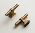 Bronze brass bar cabinet handle with retro look/Bronze drawer handle/home improvement hardware/Bronze cabinet door handle/bronze hardware