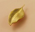 Shiny gold brass leaf cabinet handle/Gold Autumn leaf drawer pull/Gold leaves door handle/Fall leaf drawer knob/gold furniture hardware