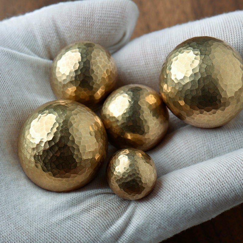Shiny hammered brass ball drawer knob/textured gold ball cabinet pull/shiny gold ball drawer handle/brass furniture hardware/round gold knob