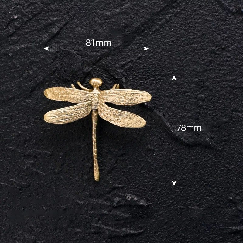 Gold brass dragonfly cabinet pull/Dragonfly drawer knob/Dragonfly drawer handle/brass furniture hardware/Gold cabinet door knob/Brass handle