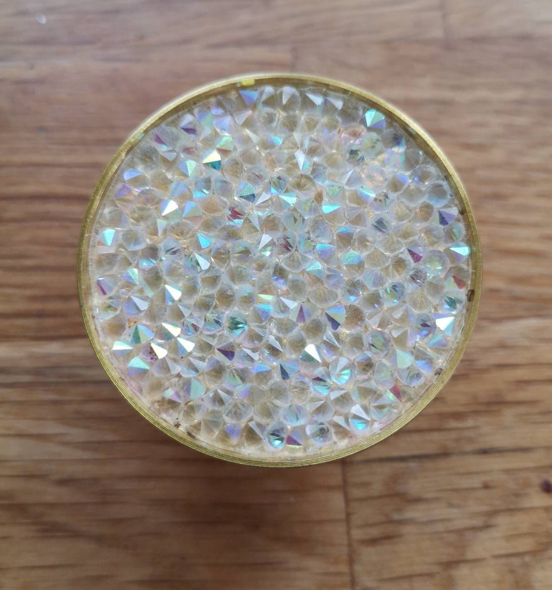 Iridescent angel aura quartz cabinet pull/Rainbow crystal and brass drawer pull/crystal hardware/gemstone door handle/glittery door handle