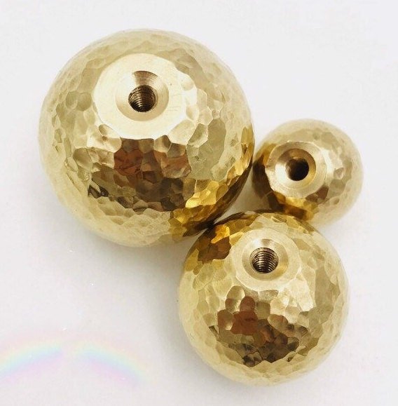 Shiny hammered brass ball drawer knob/textured gold ball cabinet pull/shiny gold ball drawer handle/brass furniture hardware/round gold knob