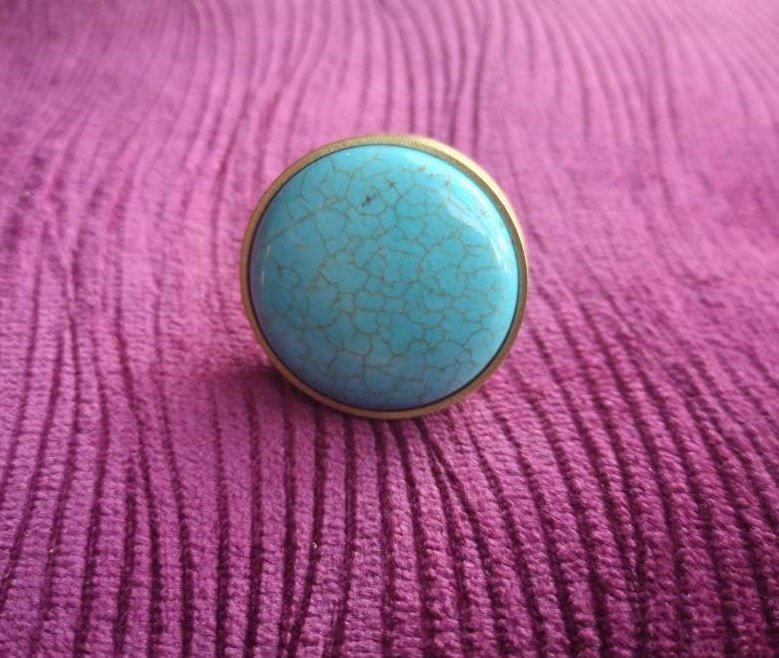 Round blue turquoise stone and brass drawer pull/blue cabinet handle/turquoise door knob/kitchen furniture hardware/stone door handle