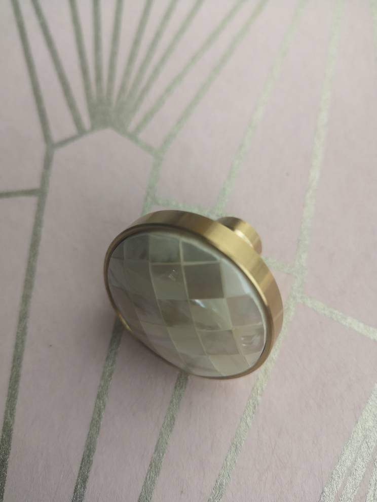 Checked white mother of pearl drawer pull/white pearl cabinet handle/pearl furniture hardware/white shell cabinet pull/gold pearl door knob