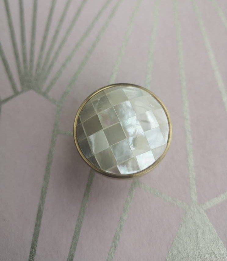 Checked white mother of pearl drawer pull/white pearl cabinet handle/pearl furniture hardware/white shell cabinet pull/gold pearl door knob