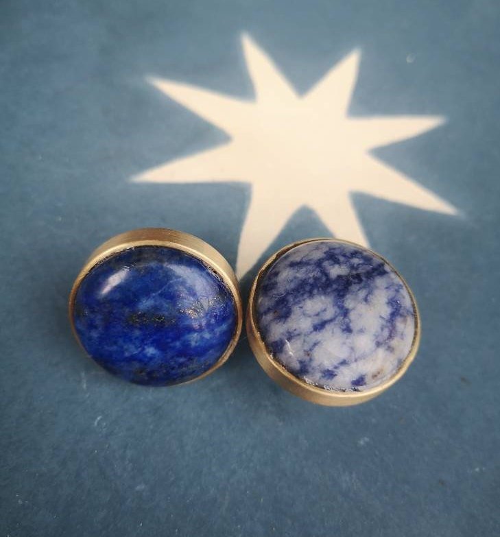 Round electric blue and white marble drawer handle/Smooth Blue marble and brass cabinet handle/Marble furniture hardware/Blue door knob