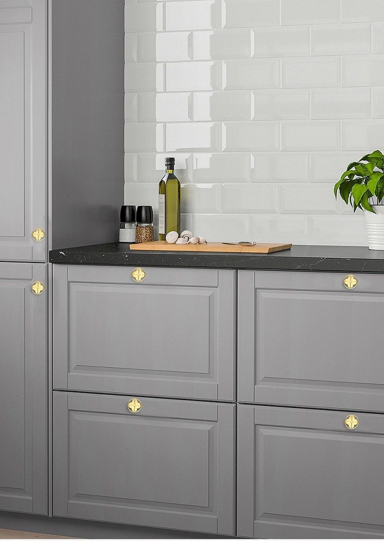 Clover shaped drawer handle/Gold brass door handle/Geometric style cabinet handle/Gold clover shaped door knob/Brass furniture hardware