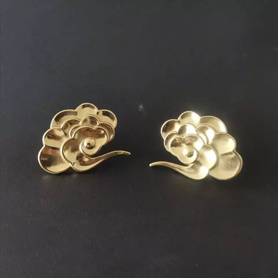 Shiny Golden floating cloud shaped door handles in left or right facing design solid brass Cabinet Pull Knob furniture hardware upcycling