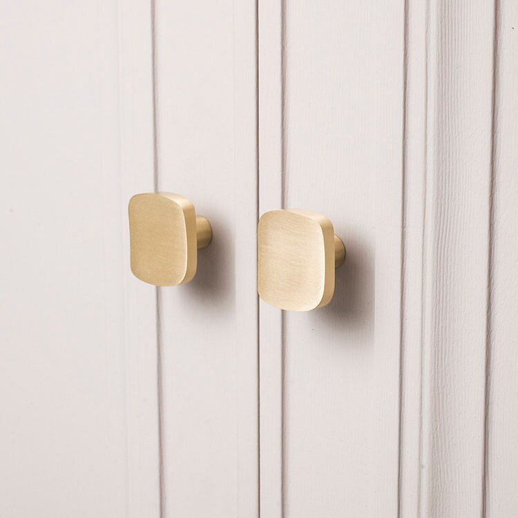 Gold contoured rectangle shaped drawer handle/Solid brass square shaped cabinet handle/Geometric square drawer knob/Brass kitchen hardware