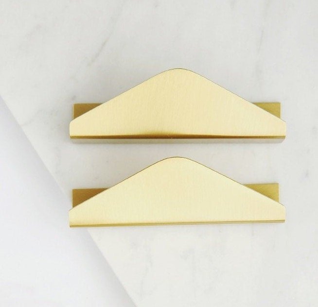 Gold Brass geometric triangle cabinet pull/modern furniture hardware/triangular drawer pull/minamlistic door handle/gold cabinet handle