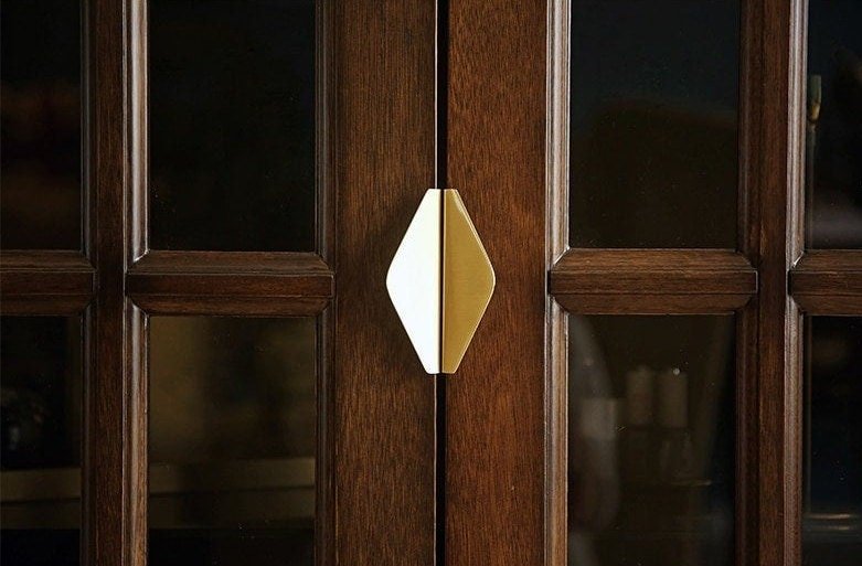 Gold Brass geometric triangle cabinet pull/modern furniture hardware/triangular drawer pull/minamlistic door handle/gold cabinet handle