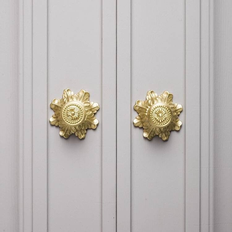 Baroque inspired gold brass cabinet pull/Antique style Door Handle/Gold ornate door knob/classic furniture hardware/gold brass drawer pull