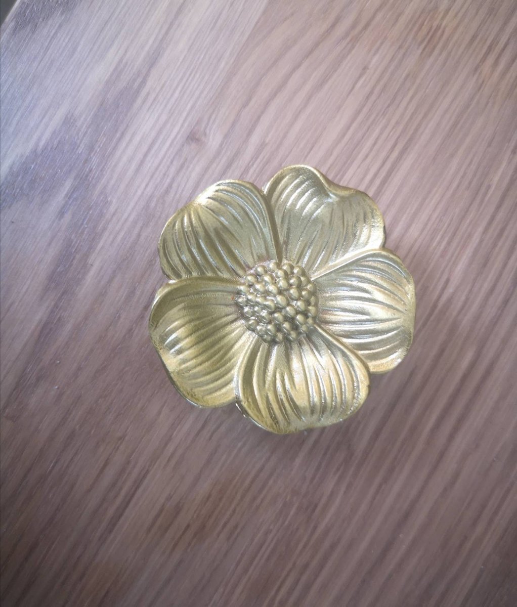 Gold wild rose flower door handle/Blossom flower cabinet pull/Gold flower Drawer Handle/Bedroom furniture hardware/Flower shaped door knob
