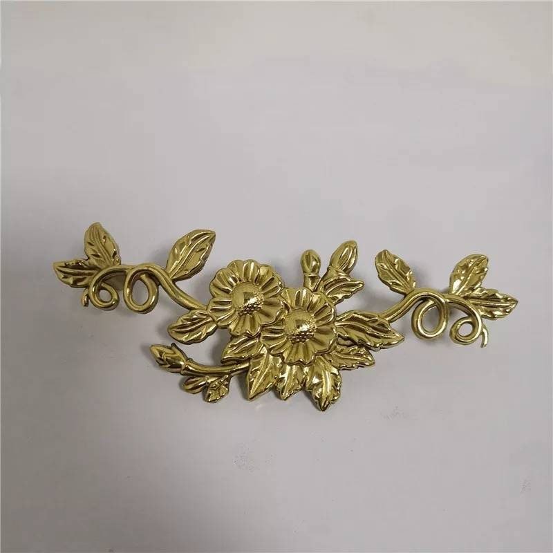 Gold brass trailing vine leaves and flowers cabinet pull/Gold floral design drawer handle/Brass leaf and flower door handle/Vine leaf handle