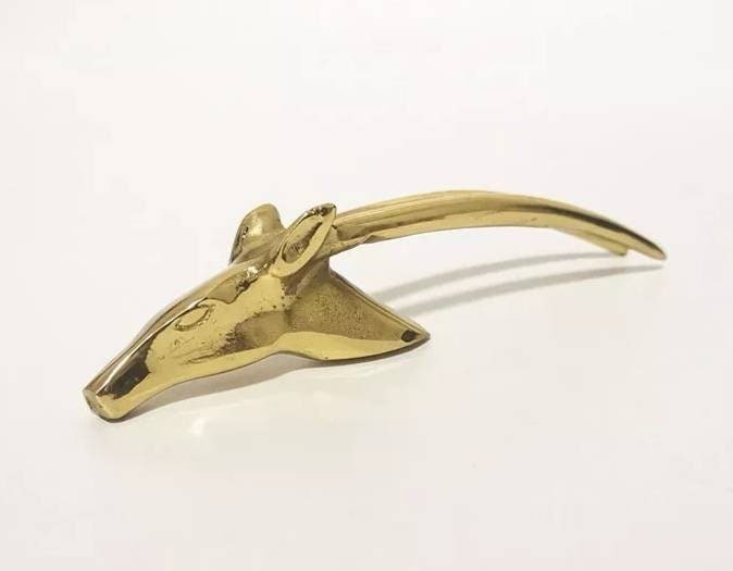 Solid brass gold antelope head drawer handle/Long horned gazelle cabinet pull/Sleek springbok head door handle/Zoo animal brass drawer knob