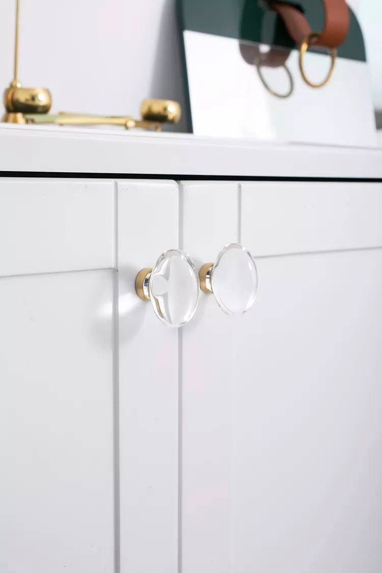 Mid century modern clear crystal cabinet pull/Transparent  oval shaped door knob/crystal furniture hardware/vintage style egg shaped handle