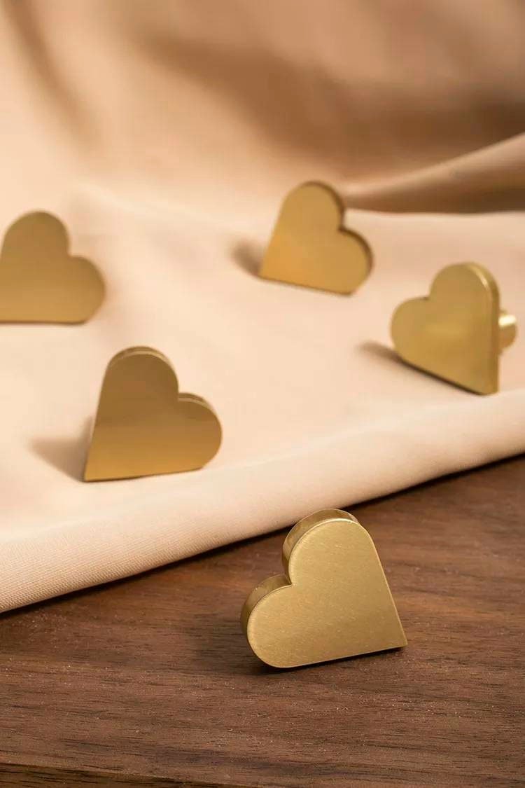 Gold Heart Cabinet Pull/Gold Brass Heart Shaped Door Handle/Heart Door Knob/Brass Furniture Hardware/Love Heart Drawer Handle/Drawer Knob