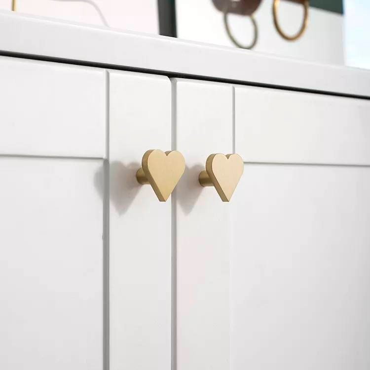Gold Heart Cabinet Pull/Gold Brass Heart Shaped Door Handle/Heart Door Knob/Brass Furniture Hardware/Love Heart Drawer Handle/Drawer Knob
