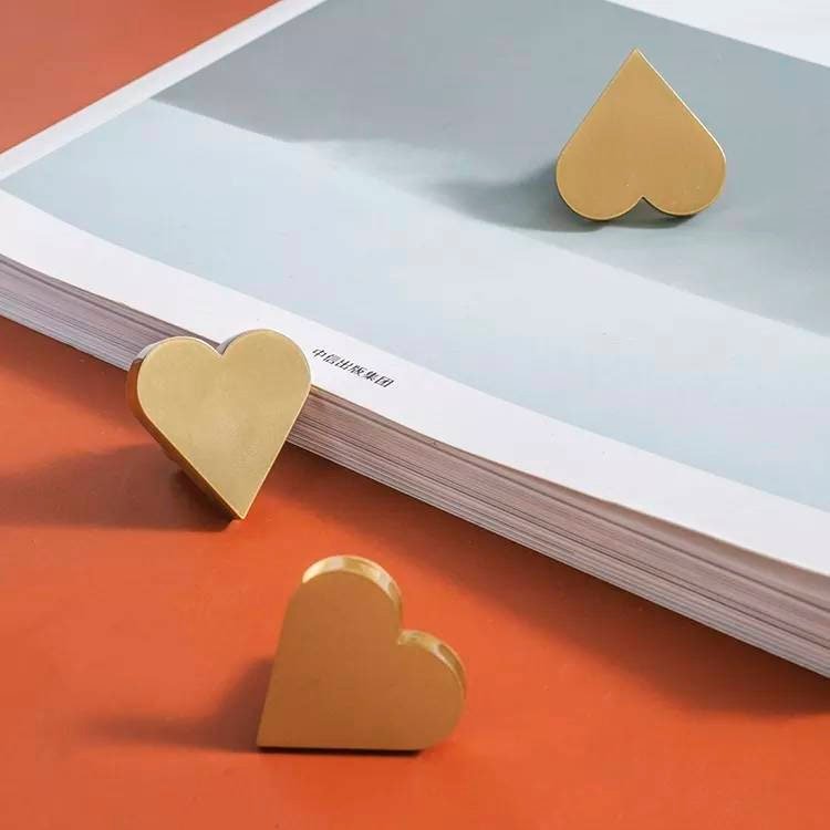 Gold Heart Cabinet Pull/Gold Brass Heart Shaped Door Handle/Heart Door Knob/Brass Furniture Hardware/Love Heart Drawer Handle/Drawer Knob