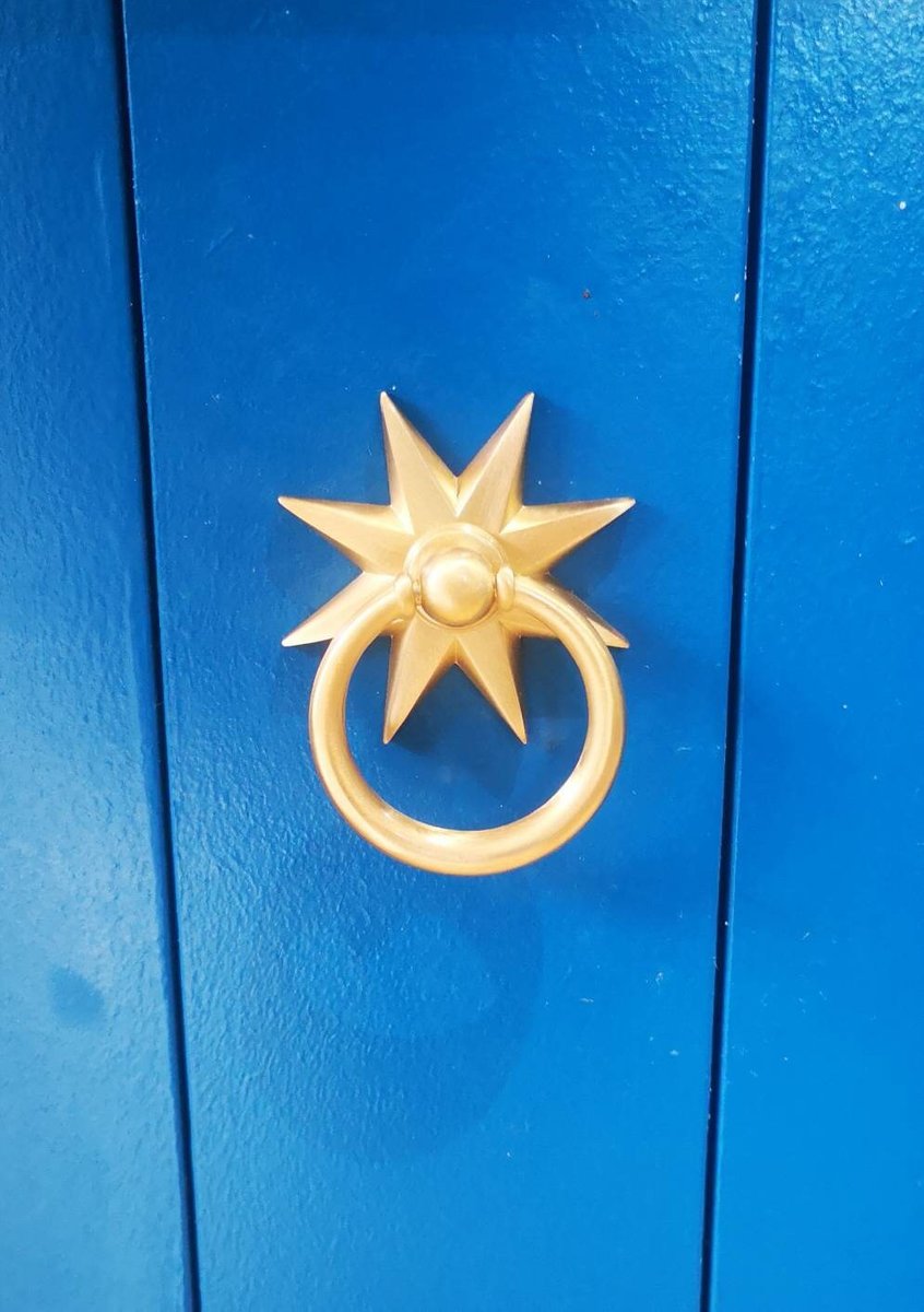 Gold star shaped ring pull handle/gold star backplate door handle/brass star cabinet pull/gold ring drawer pull/gold furniture hardware
