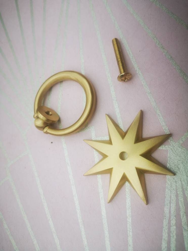 Gold star shaped ring pull handle/gold star backplate door handle/brass star cabinet pull/gold ring drawer pull/gold furniture hardware