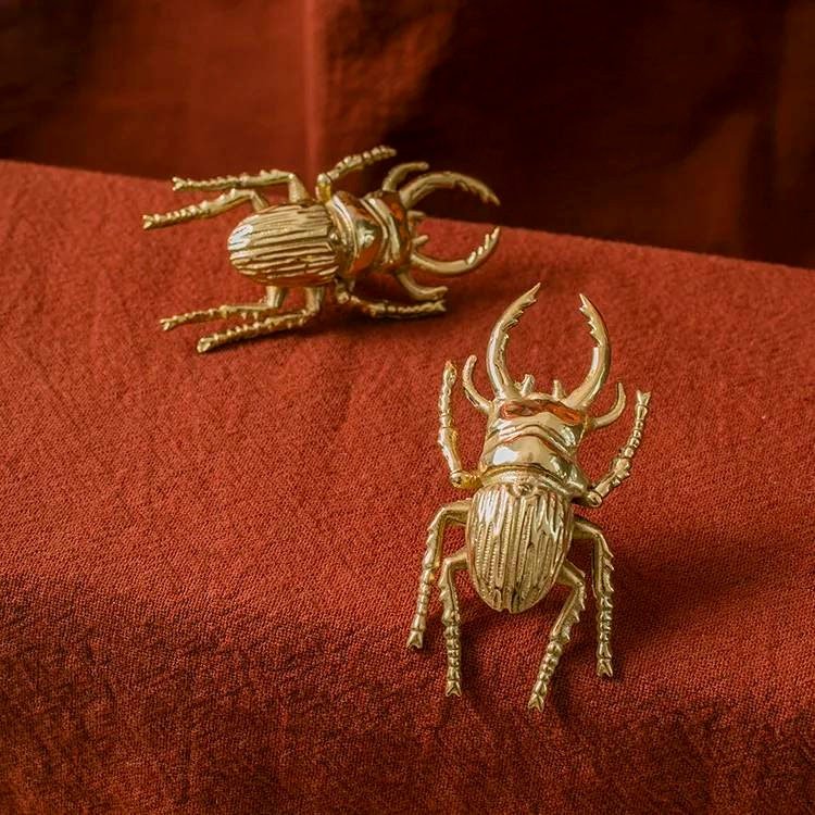 Gold Stag Beetle knob/Bug shaped Cabinet drawer pull/insect shaped door Handle/gold drawer pull/unique door handle/drinks cabinet handle