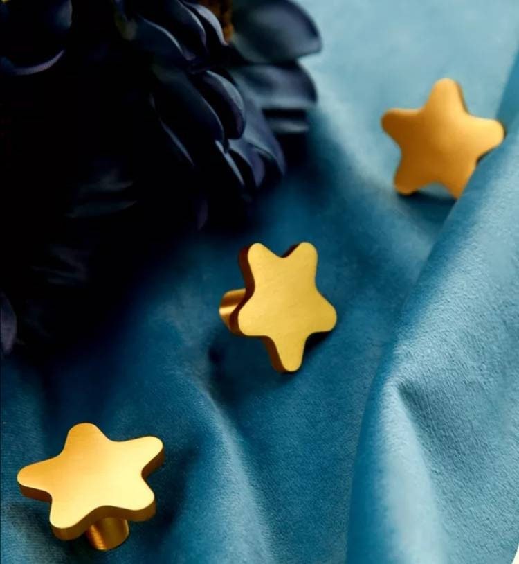 Gold star shaped door handle/brass drawer knob/home improvement cabinet pull/nursery decor/cabinet handle for furniture renovation/IKEA hack