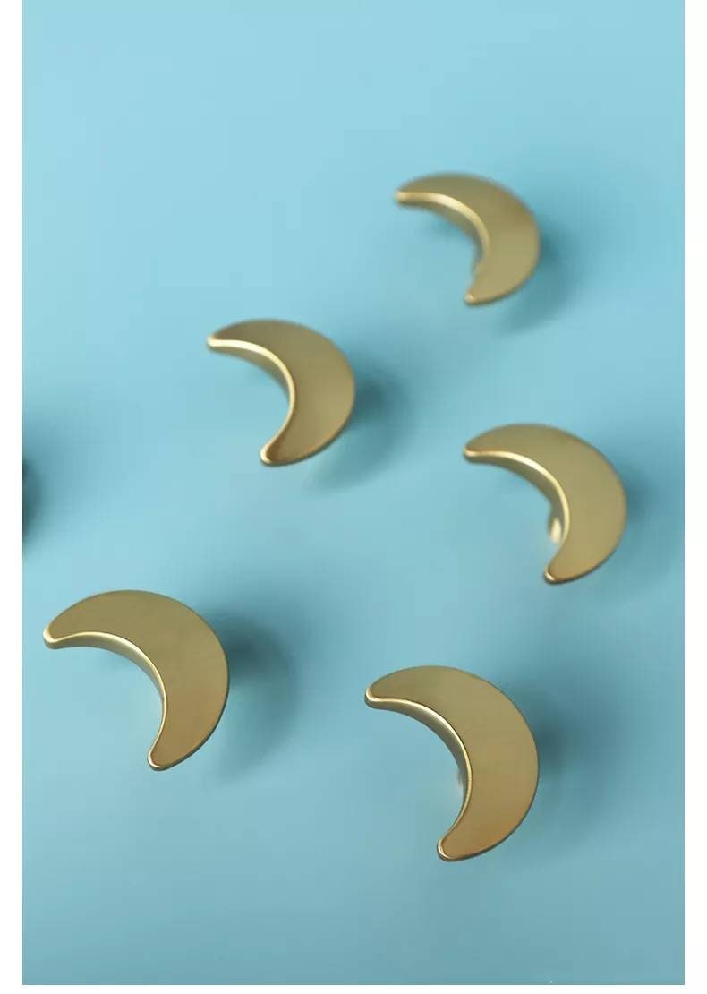 Gold or silver moon shaped door handle/brass drawer knob/home improvement cabinet pull/nursery decor/cabinet handle for furniture renovation