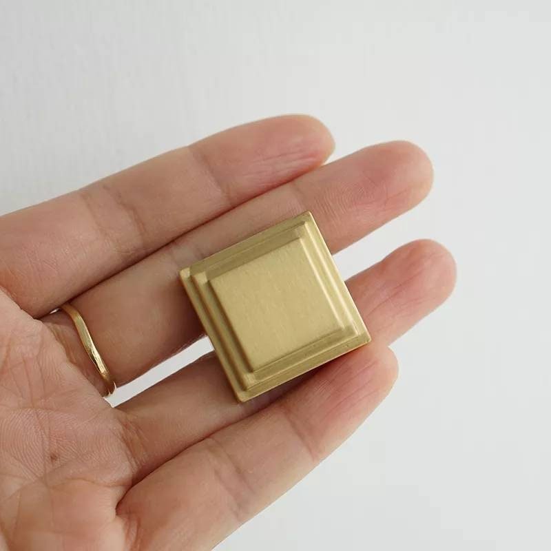 Gold brass square shaped drawer pull/Gold geometric square cabinet pull/Square door knob/brass furniture hardware/gold square cabinet handle