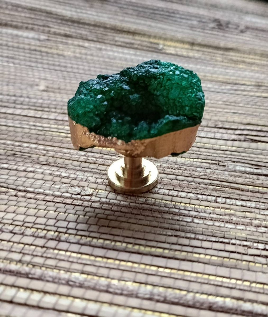 Green or white quartz crystal geode and brass cabinet handle/gemstone drawer handle/crystal door handle/raw semi precious stone door knob