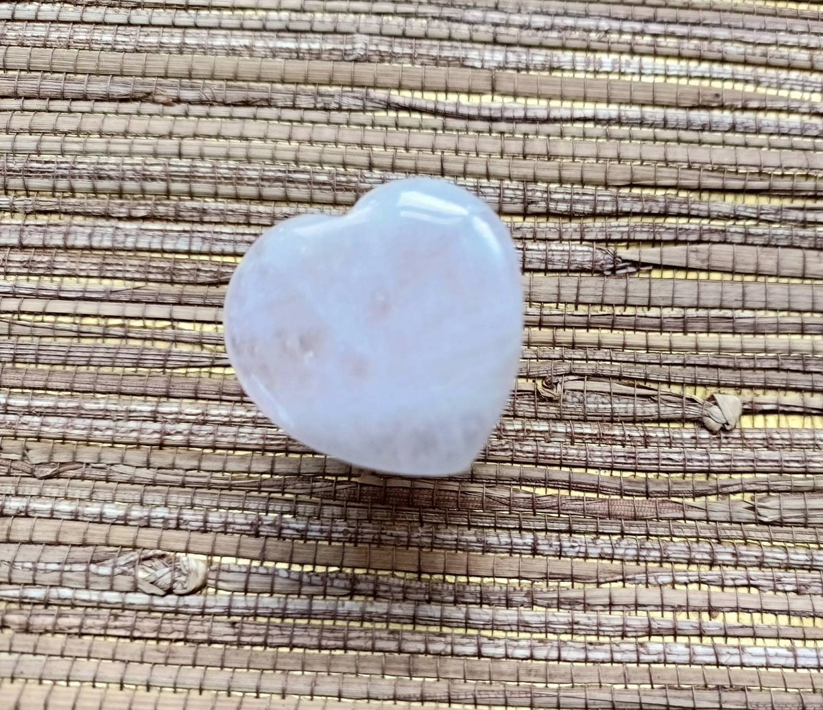 Smooth polished heart shaped semi precious stone drawer handle/Pink, white quartz, tiger eye or jade cabinet handle/heart gemstone door knob