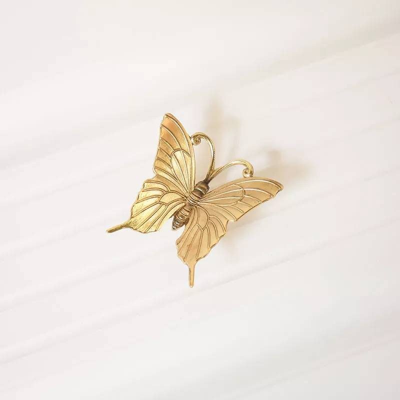 Large realistic gold brass butterfly Cabinet Pull/Gold butterfly Door Handle/Big Butterfly drawer knob/Brass butterfly wardrobe handle