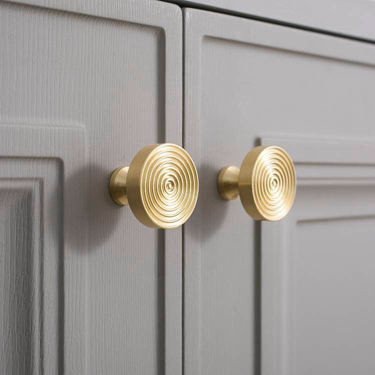 Chunky matte gold brass echo pattern drawer handle/brass furniture hardware/Mid century modern drawer knob/Gold brass retro cabinet pull