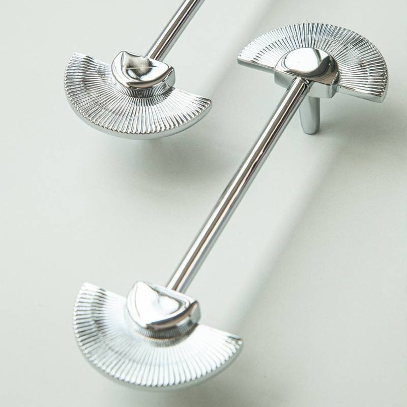 Shiny silver sun ray design bar handle/semi circle knob/art deco drawer pull/statement drawer pull/silver kitchen cabinet pull/IKEA hack